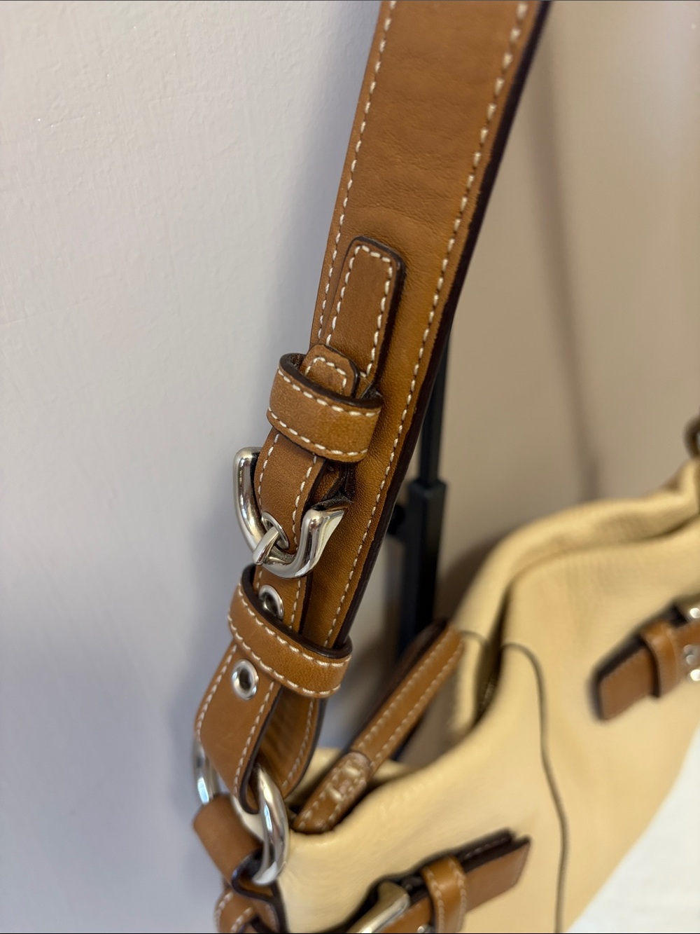 Coach Beige and Brown Leather Shoulder Bag - Picture 9 of 15